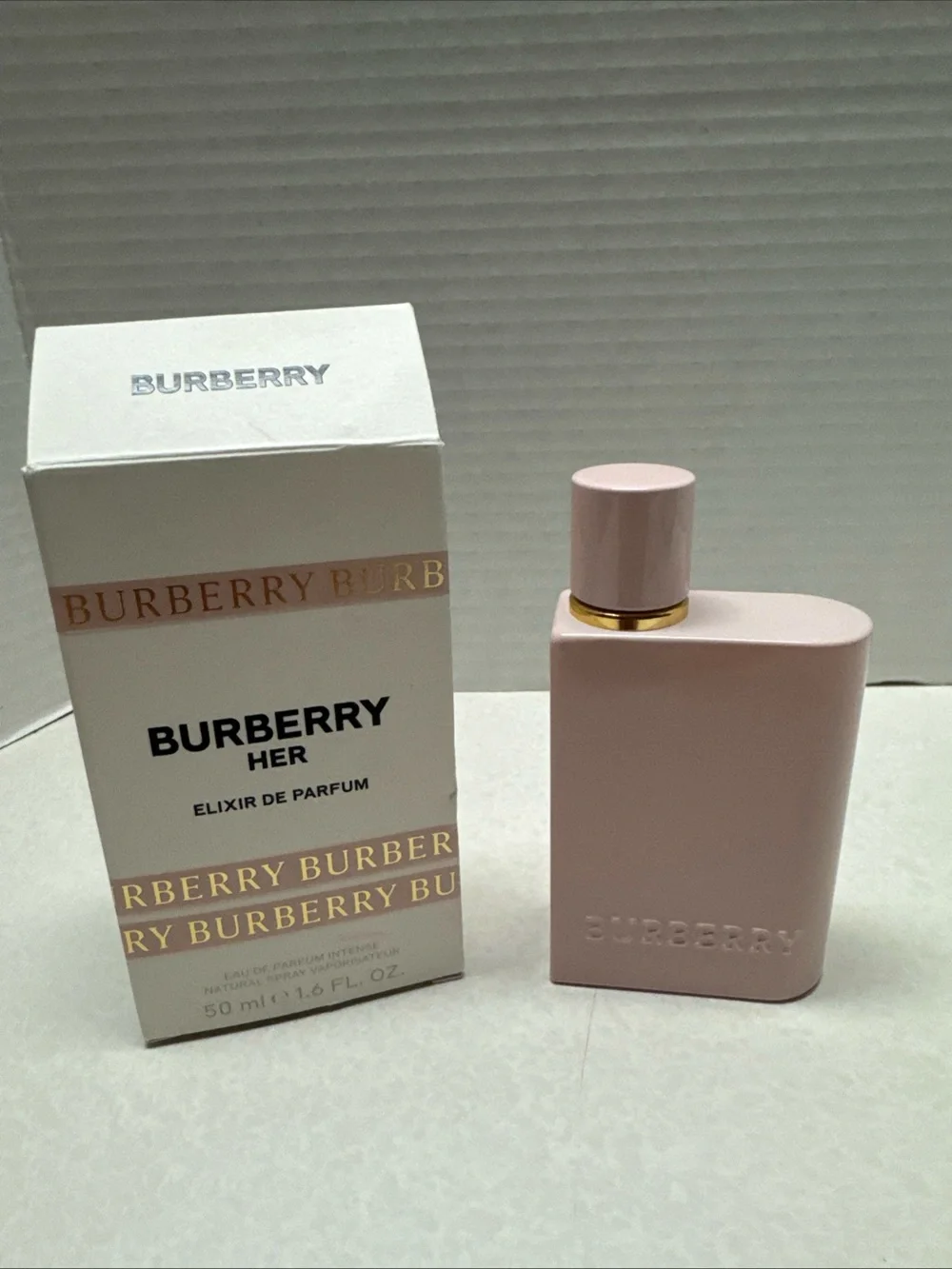 Burberry Her Elixir de Parfum Eau de Parfum Spray 50ml 1.6 fl. oz. - Picture 4 of 5